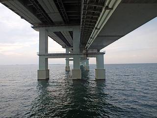 87